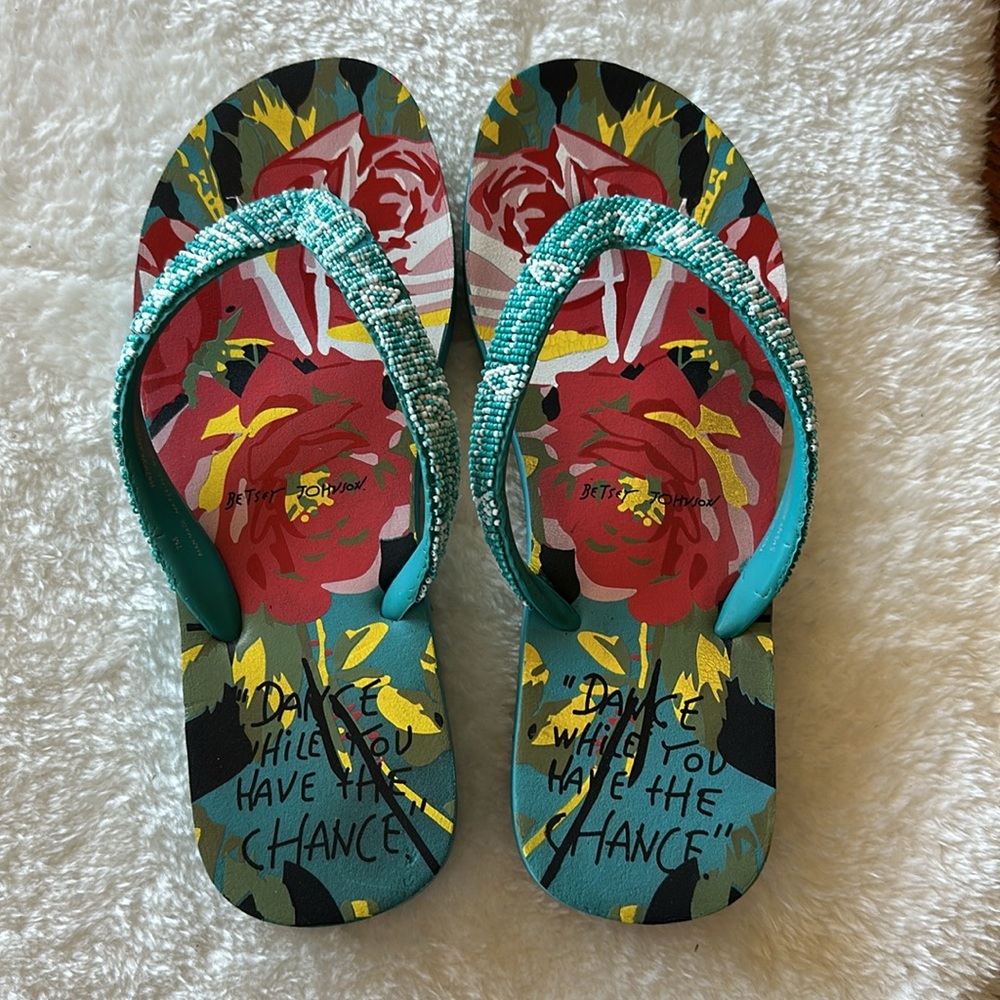 Betsy Johnson flip flops